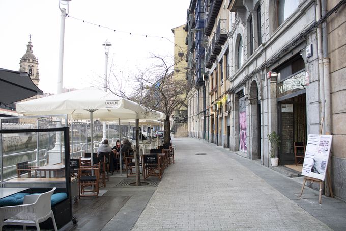 Malaespera bar en Bilbao la vieja