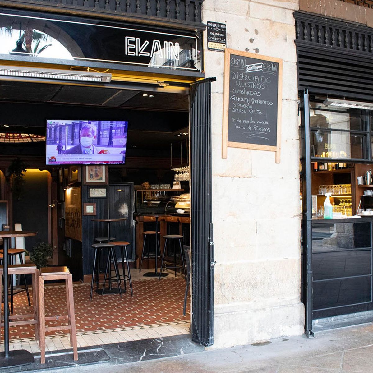 Bar Ekain, pintxos en la Plaza Nueva de Bilbao