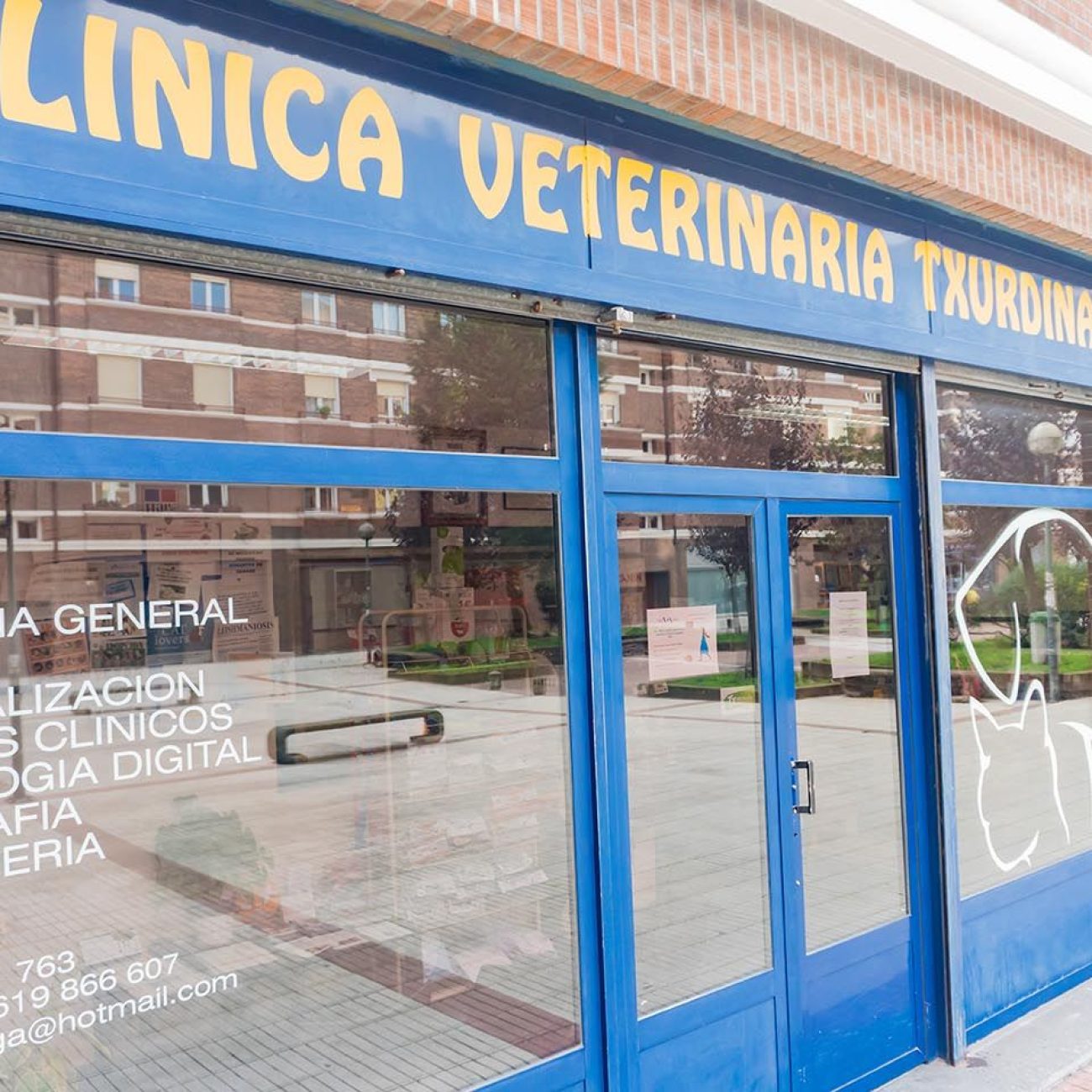 ClinicaVeterinariaTxurdinaga_baja3