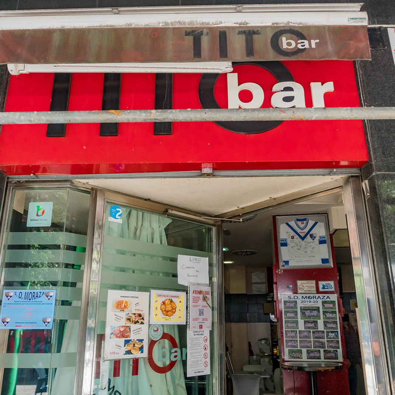 BAR TITO