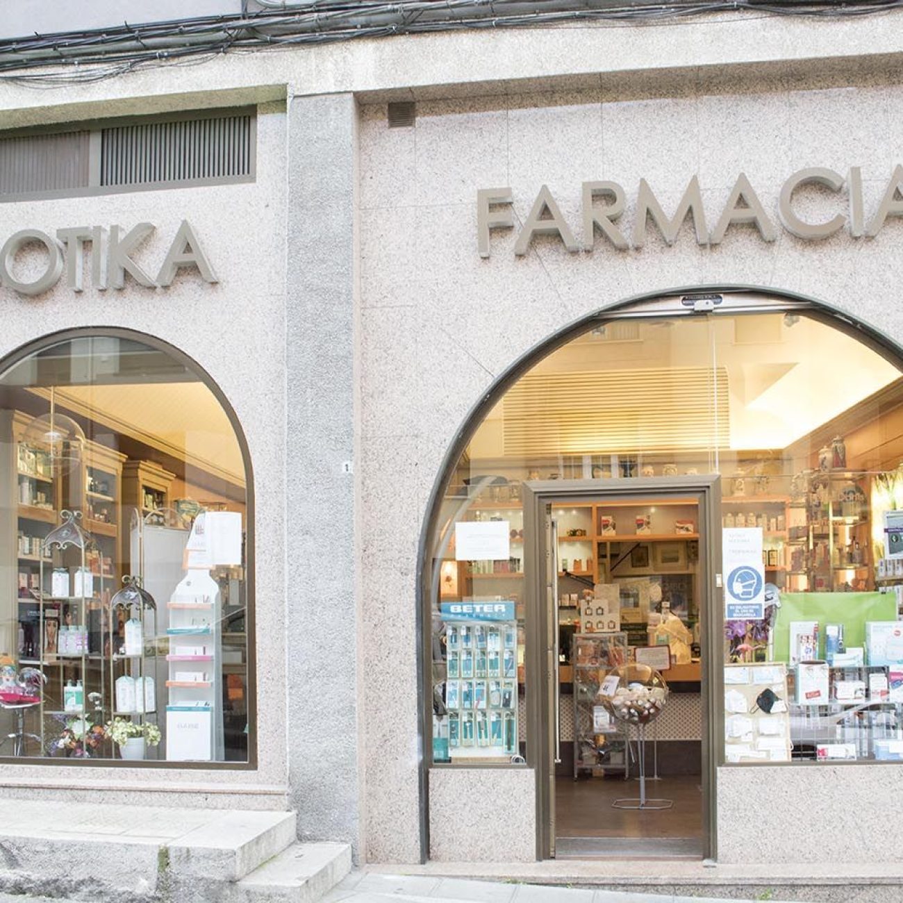 FarmaciaCPerezDonis_baja3