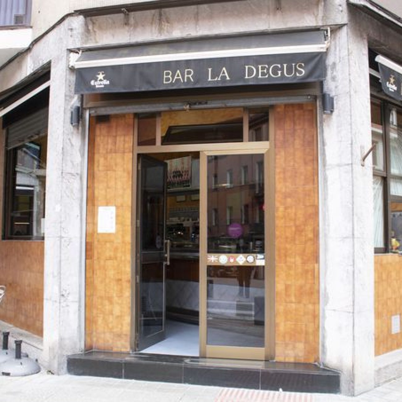 Bar la Degus en Bilbao la Vieja